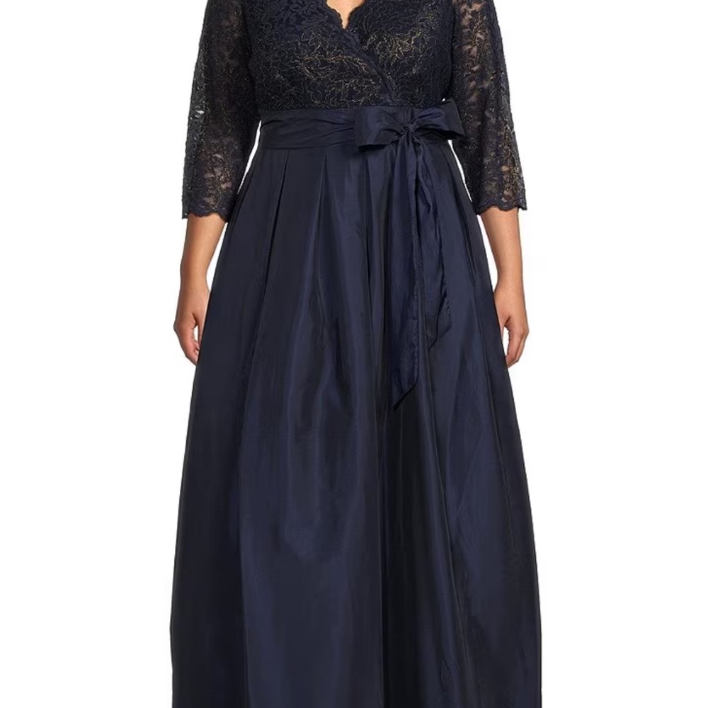 This is a navy long, formal gown. Only worn once.
